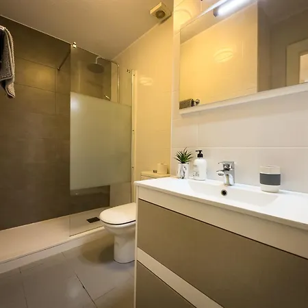 Beachfront Primera Linea 1-04 *