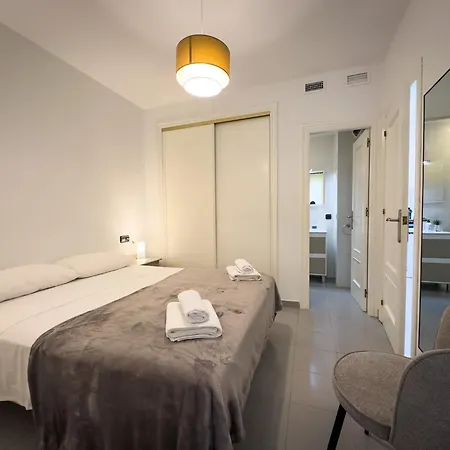 Beachfront Primera Linea 1-04